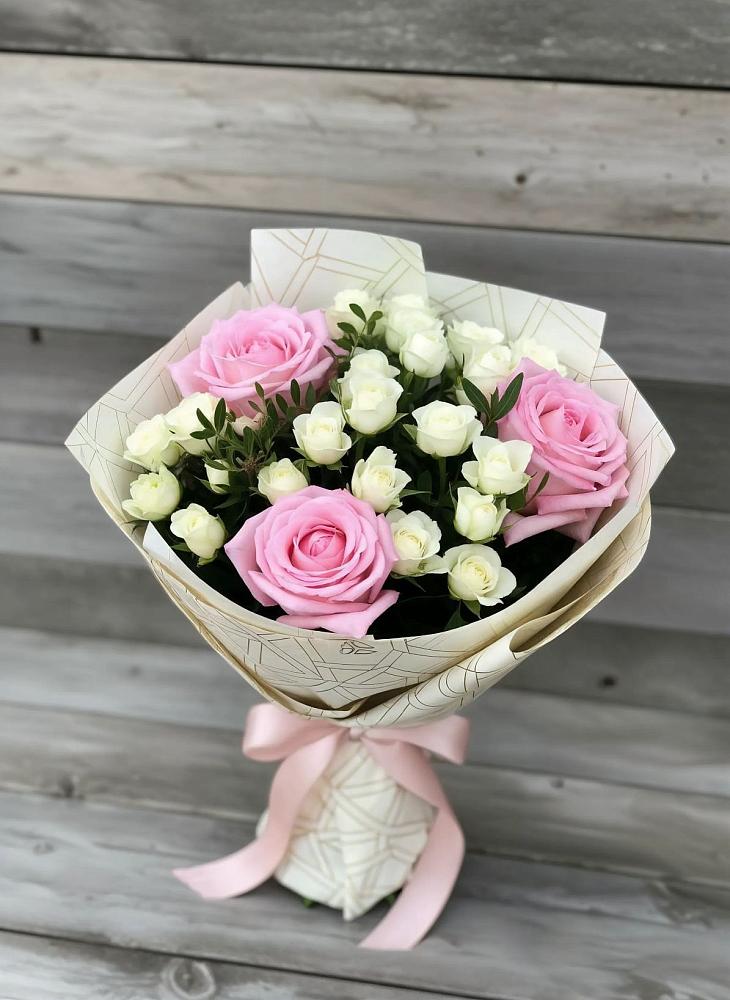 Букет цветов из: Розы в Высоком