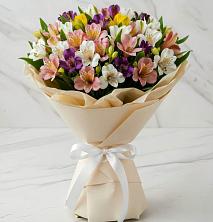 Букет цветов из:  Альстромерии в Высоком