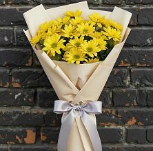 Букет цветов из:  Хризантемы в Высоком