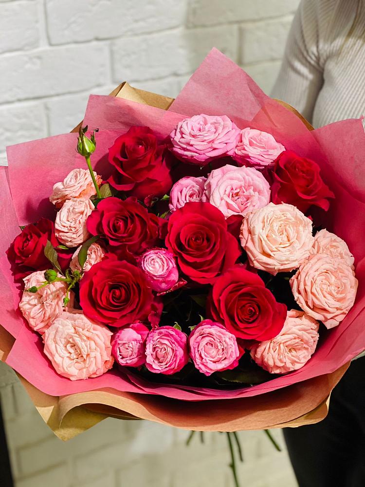 Букет цветов из: Розы в Высоком