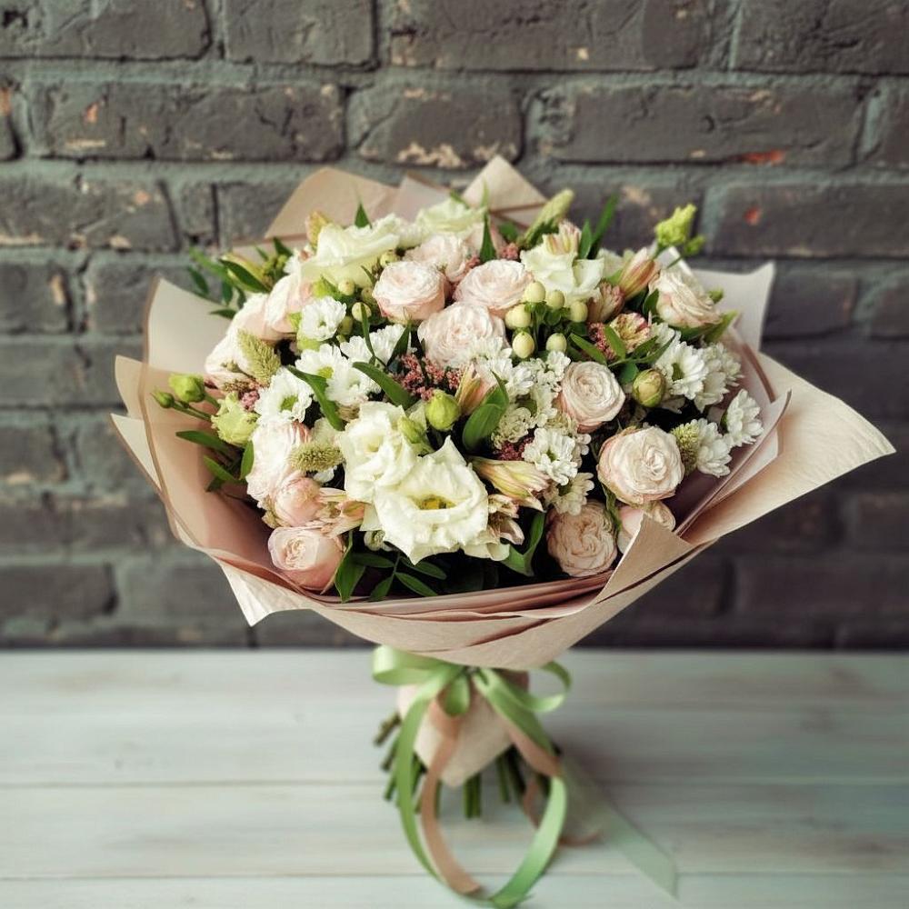 Букет цветов из: Альстромерии, Розы и Хризантемы в Высоком