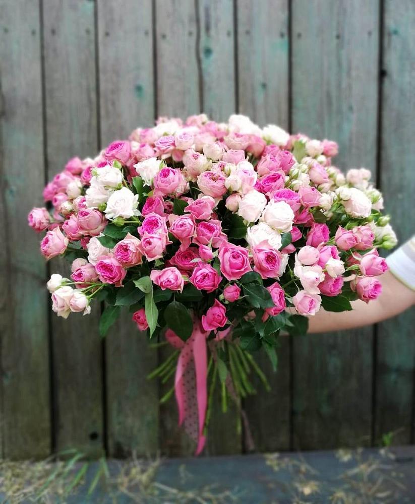 Букет Розовые кустовые розы Натали и Лав Лидия в Высоком