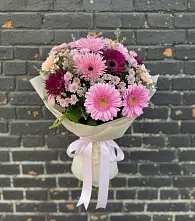 Букет цветов из:  Герберы и Хризантемы в Высоком